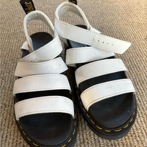 DR. MARTENS BLAIRE PLATFORM SANDALS